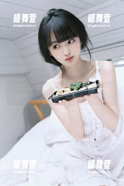 让我们一起在“15吃瓜网站”上畅聊，最热门的吃瓜APP都在这里！