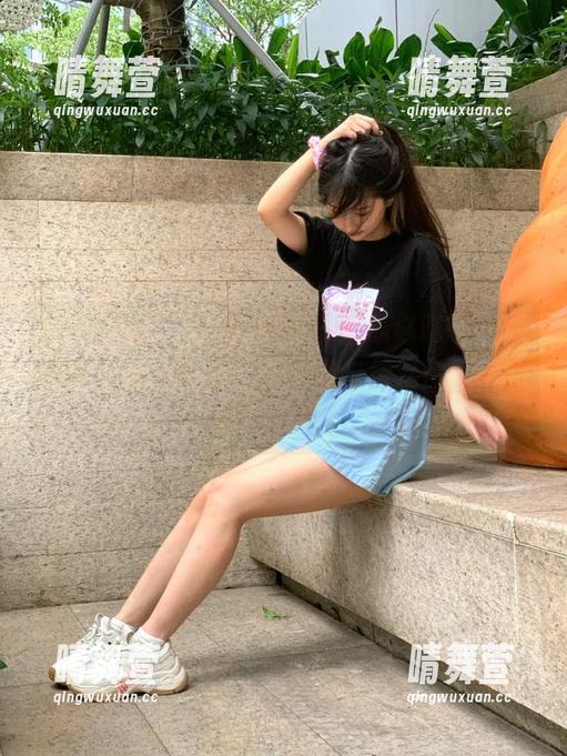 “51吃瓜今日吃瓜必吃”——美味盛宴在等你，立即点击传送门，通往吃瓜入口！