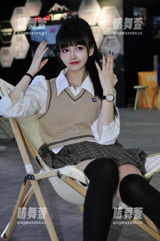 体验52吃瓜全新更新，快登录共享美食与吃瓜时刻