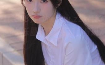 直达www.zzzttt333，尽在掌握娱乐圈的风云变幻，与朋友畅谈八卦！