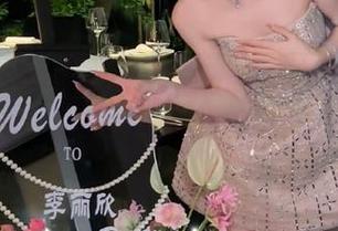 “wallpaper冲哥精选”真是个宝藏，速来收藏，传送门强烈推荐！
