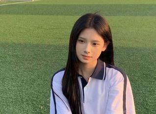 吃瓜君来啦！今日吃瓜网中心发布苹果版，一起疯聊吧！