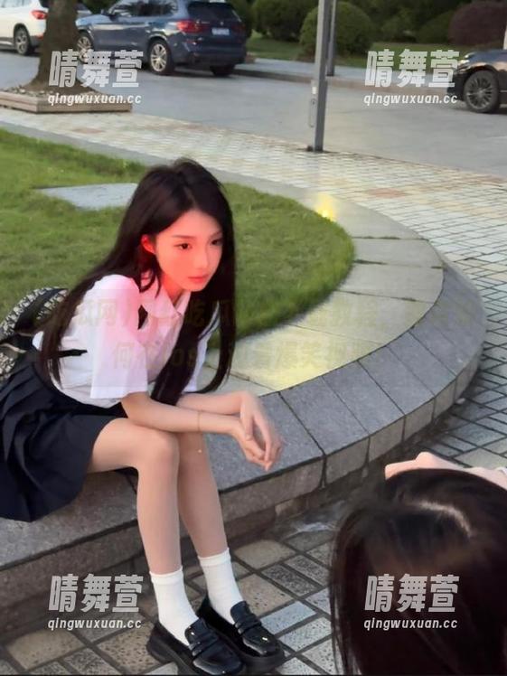 网红吃瓜网盘下载教程，教你如何在ios上观看爆笑视频！