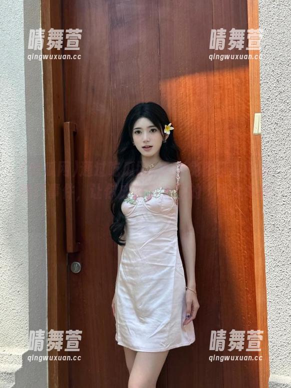 通过吃瓜网2025免费获取网络热门事件，让你成为朋友圈的“吃瓜专家”