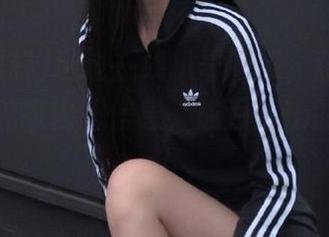 通过在线扒哥吃瓜，获取扒哥黑料的独家内幕信息，成为最in的娱乐达人