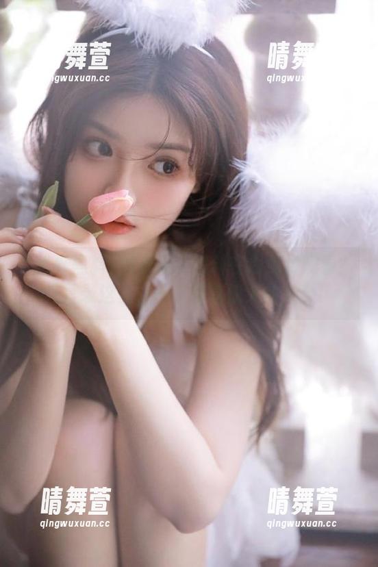 想看扒哥黑料在线免费观看？先登录这里，一起分享惊人的八卦！