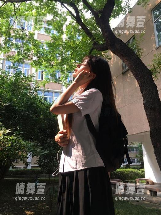 黑料吃瓜网 黑料吃瓜网带你观看最新热点大瓜,官网揭秘背后真实故事