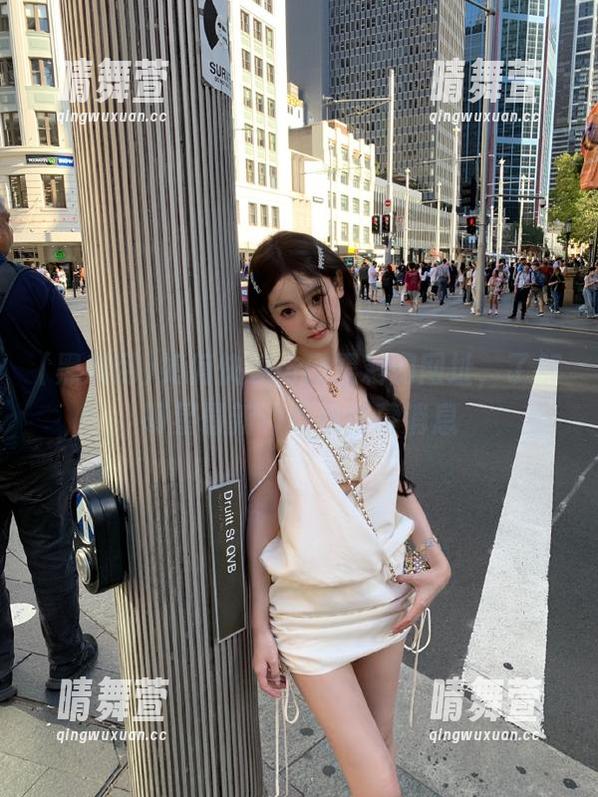如何快速访问黑料网网址，了解明星最新动态和内幕消息