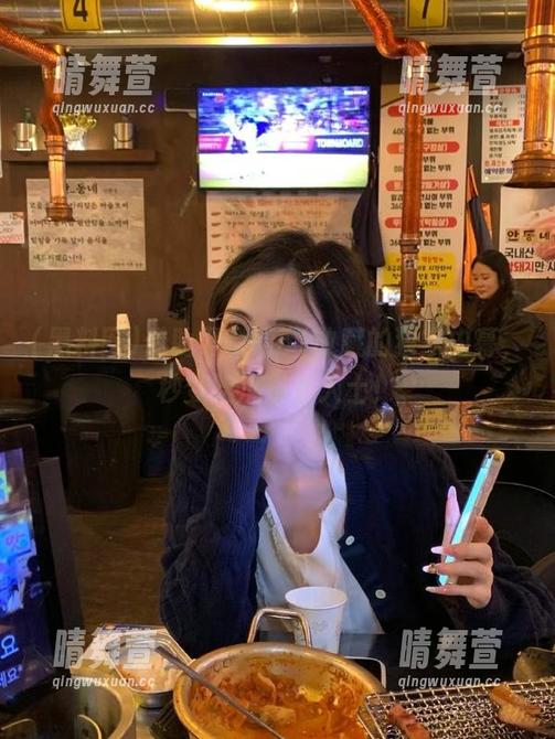 黑料网 借助黑料网51收藏的独家内幕,秒变吃瓜专业人士!